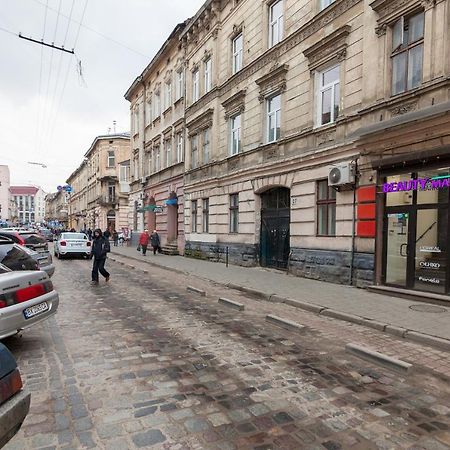 Leogrand Apartments Panteleimona Kulisha 27 Lviv Exterior photo