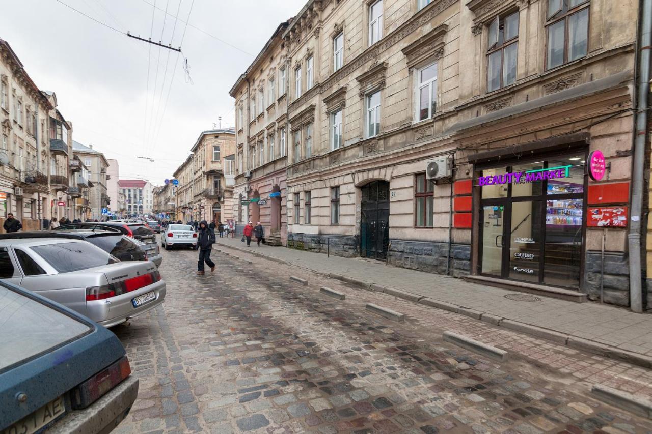 Leogrand Apartments Panteleimona Kulisha 27 Lviv Exterior photo